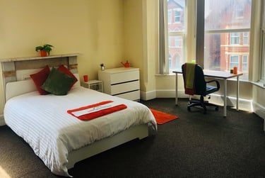 6 bed house, Lenton Boulevard, Lenton, Nottingham, NG72EN - Image 4